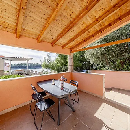 Three Bedroom 5 * Blato (Korcula)