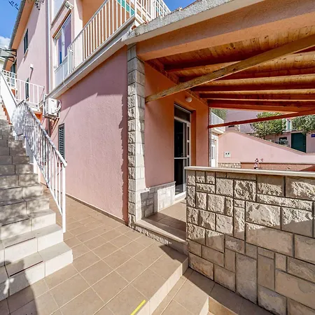 Three Bedroom 5 Blato (Korcula)